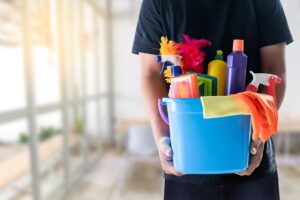 Corrosivo per pulizie domestiche